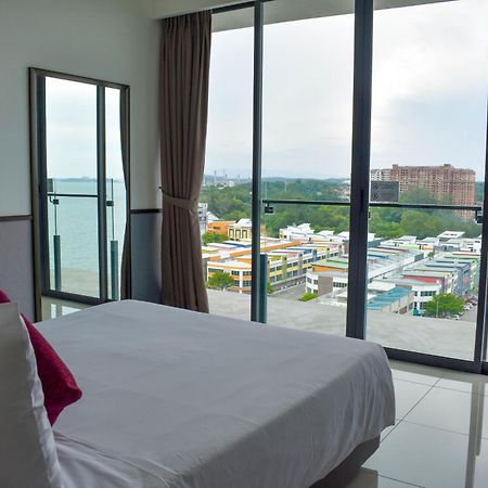 D'Wharf Hotel & Serviced Residence Port Dickson Esterno foto